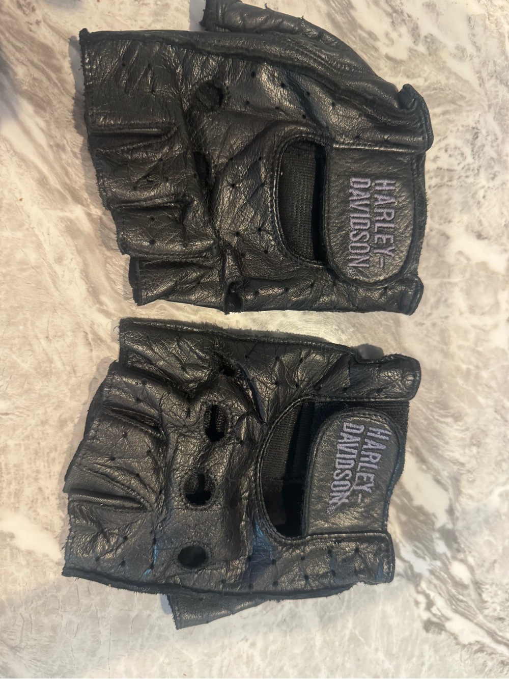 Harley-Davidson Black Fingerless Leather Riding Gloves with Logo